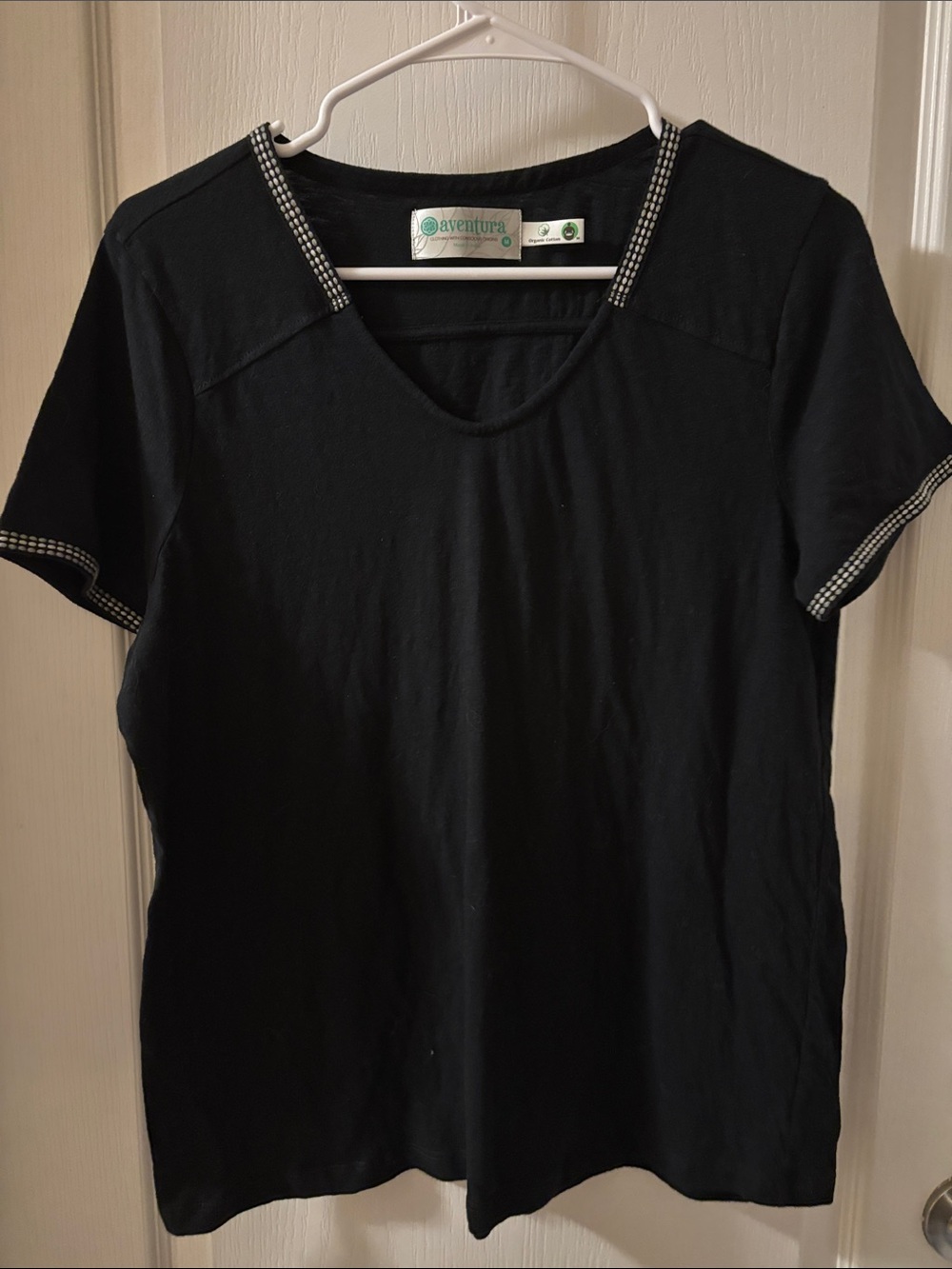 Aventura Black Organic Cotton Top NWOT